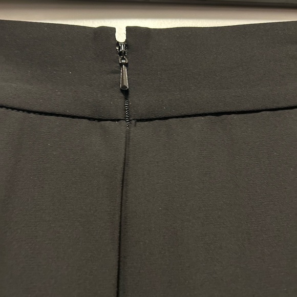 Pleated skirt - Picture 4 of 8